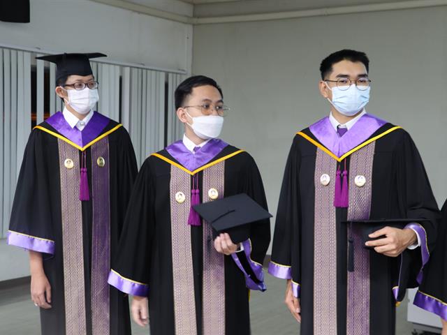 คณะรัฐศาสตร์และสังคมศาสตร์ 