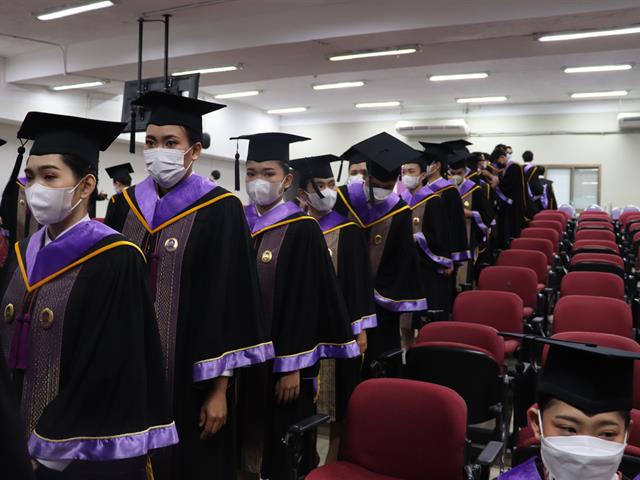 คณะรัฐศาสตร์และสังคมศาสตร์ 