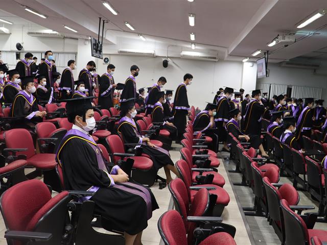 คณะรัฐศาสตร์และสังคมศาสตร์ 