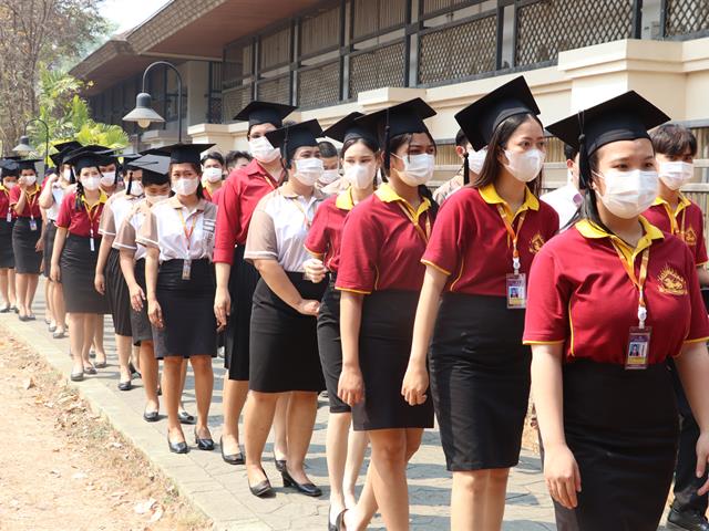 คณะรัฐศาสตร์และสังคมศาสตร์ 