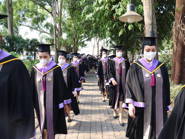 คณะรัฐศาสตร์และสังคมศาสตร์ 