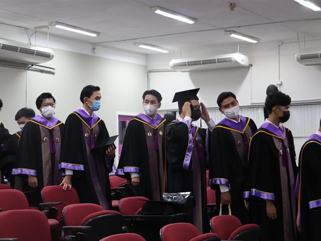 คณะรัฐศาสตร์และสังคมศาสตร์ 