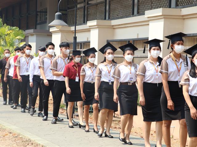 คณะรัฐศาสตร์และสังคมศาสตร์ 