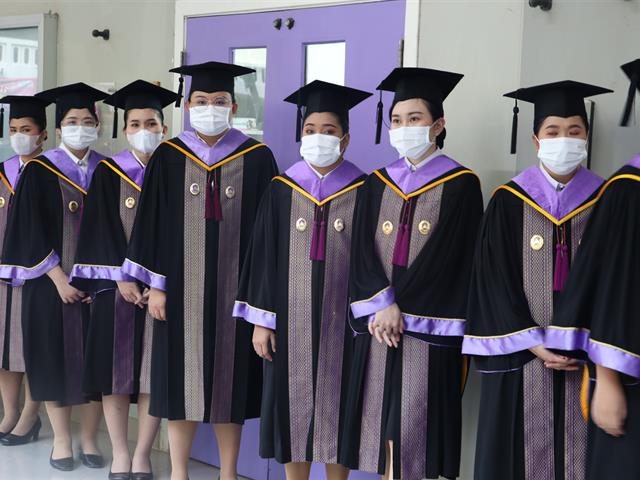 คณะรัฐศาสตร์และสังคมศาสตร์ 