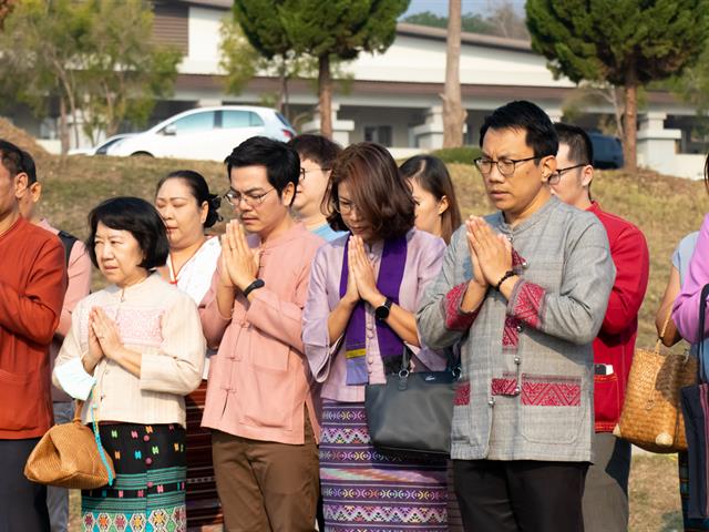 พิธีตักน้ำและเจริญพระพุทธมนต์น้ำสรงองค์พระธาตุจอมทอง เนื่องในประเพณีแห่ผ้าห่มพระธาตจอมทอง มหาวิทยาลัยพะเยา ประจำปี ๒๕๖๖