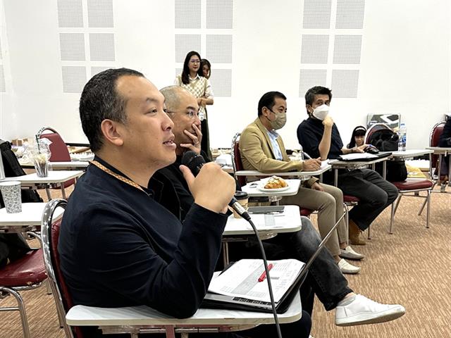 สถาปัตยกรรมศาสตรบัณฑิตนำเสนอวิทยานิพนธ์