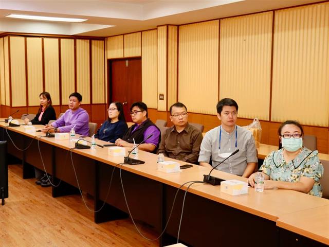 หลักสูตรวิทยาศาสตรบัณฑิต สาขาวิชาอนามัยสิ่งแวดล้อม คณะสาธารณสุขศาสตร์ มหาวิทยาลัยพะเยา ได้เข้าศึกษาดูงานห้องปฏิบัติการ คณะสิ่งแวดล้อมและทรัพยากรศาสตร์ มหาวิทยาลัยมหิดล กรุงเทพมหานคร