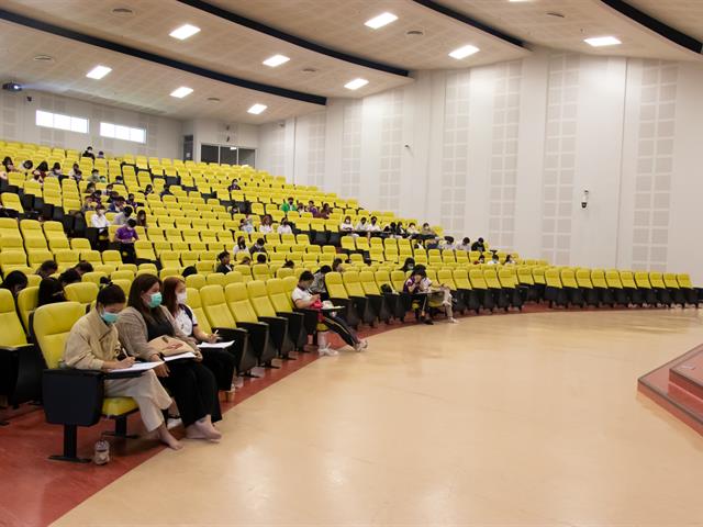 ศูนย์ภาษา คณะศิลปศาสตร์ จัดอบรมเพื่อยกระดับทักษะภาษาอังกฤษ ตามมาตรฐาน CEFR B1 English for Undergraduates สำหรับนิสิตรหัส 62
