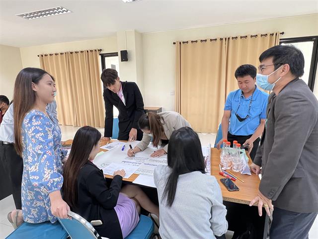 ดร.กษิฎิฏฏ์ มีพรหม อาจารย์สาขาวิชาการบริหารการศึกษา เป็นวิทยากร ในโครงการผลิตครูเพื่อพัฒนาท้องถิ่นระยะการเข้าสู่วิชาชีพ รุ่นที่ 6 (บรรจุปี พ.ศ. 2564)