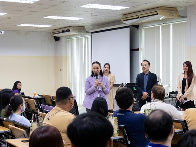 โครงการพัฒนาทักษะการใช้ภาษาอังกฤษ รุ่นที่ 3 เพื่อพัฒนาทักษะการใช้ภาษาอังกฤษให้แก่บุคลากรของมหาวิทยาลัยพะเยา