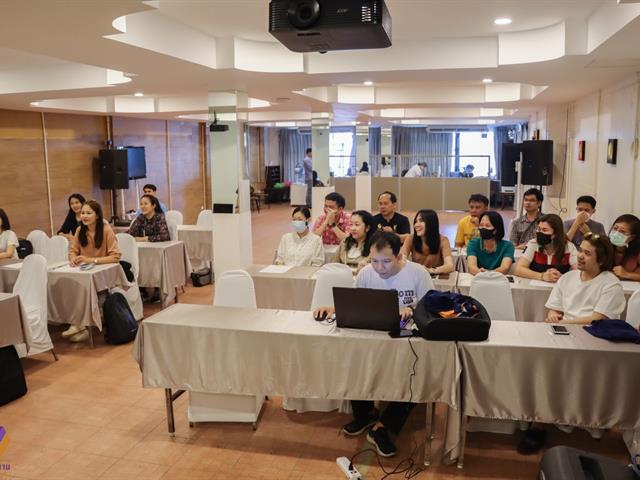 กองแผนงาน มหาวิทยาลัยพะเยา จัดโครงการพัฒนาองค์ความรู้สร้างความเป็นเลิศและกิจกรรมเพื่อสังคม (CSR) จิตอาสากำจัดขยะชายทะเลพัฒนาภูมิทัศน์