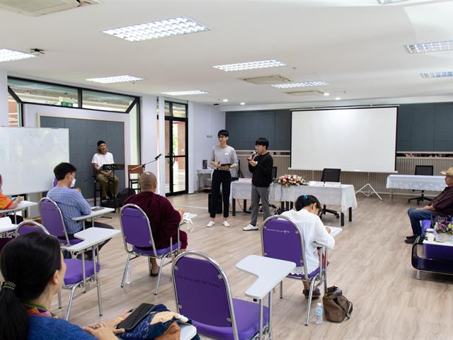 ศูนย์ภาษา คณะศิลปศาสตร์ จัดโครงการหลักสูตรระยะสั้น ประกาศนียบัตรศิลปะการประพันธ์กวีนิพนธ์และเพลงเพื่ออาชีพ