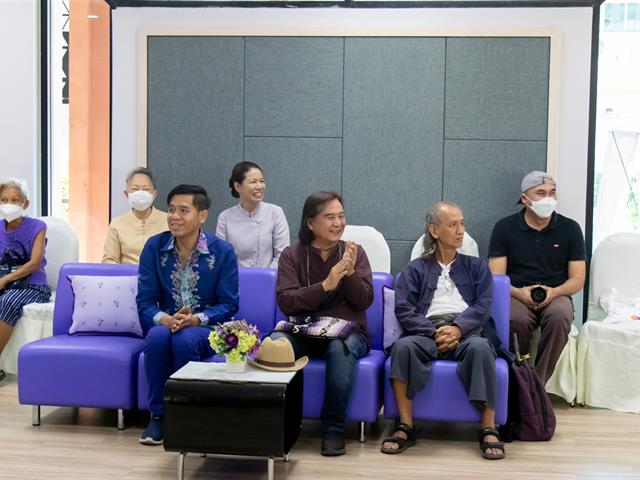 ศูนย์ภาษา คณะศิลปศาสตร์ จัดโครงการหลักสูตรระยะสั้น ประกาศนียบัตรศิลปะการประพันธ์กวีนิพนธ์และเพลงเพื่ออาชีพ