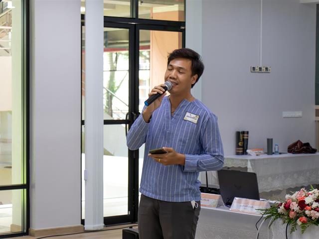 ศูนย์ภาษา คณะศิลปศาสตร์ จัดโครงการหลักสูตรระยะสั้น ประกาศนียบัตรศิลปะการประพันธ์กวีนิพนธ์และเพลงเพื่ออาชีพ
