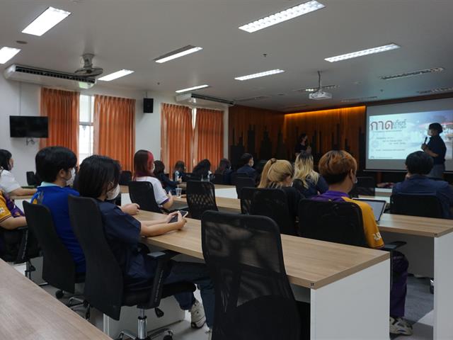 สโมสรนิสิต คณะวิศวกรรมศาสตร์ ม.พะเยา ต้อนรับผู้นำนักศึกษา ม.ศิลปากร เข้าศึกษาดูงานภายในคณะ