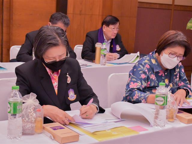 วิทยาลัยการศึกษา ดำเนินโครงการปฏิบัติการสอน ระดับปริญญาตรี กิจกรรมที่ 11 สัมมนาอาจารย์นิเทศก์นิสิตฝึกประสบการณ์วิชาชีพครู ปีการศึกษา 2566
