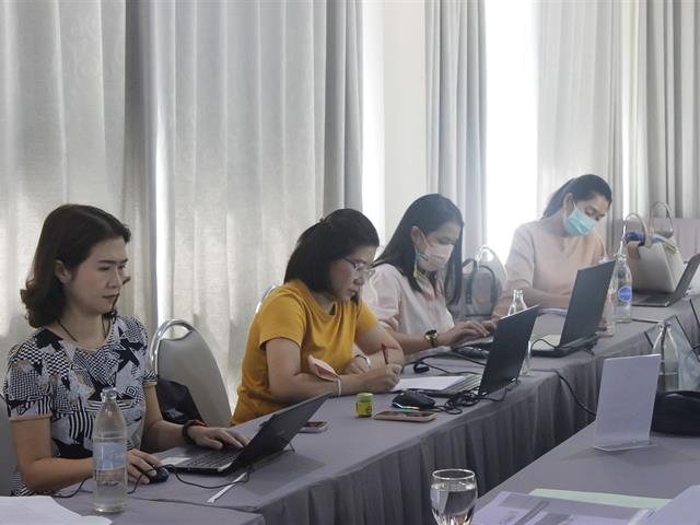 คณะศิลปศาสตร์ ดำเนินโครงการพัฒนาอาจารย์เข้าสู่ตำแหน่งทางวิชาการ