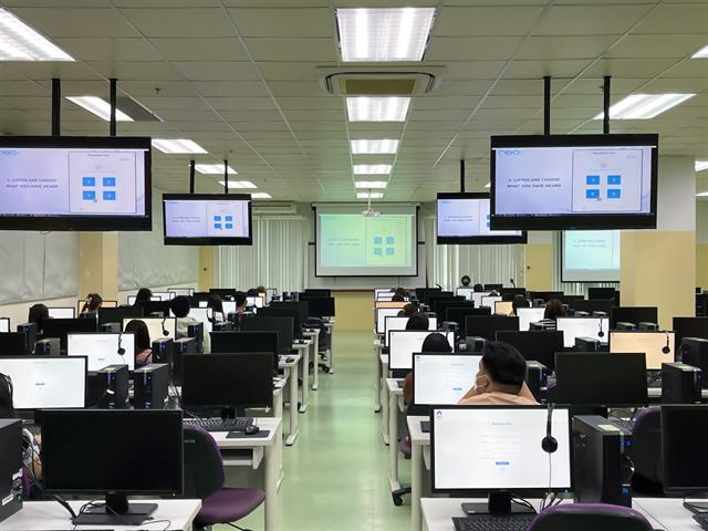 ศูนย์ภาษา คณะศิลปศาสตร์ จัดทดสอบวัดระดับความรู้ภาษาอังกฤษ ประจำเดือนมิถุนายน 2566 สำหรับนิสิตทุกชั้นปี