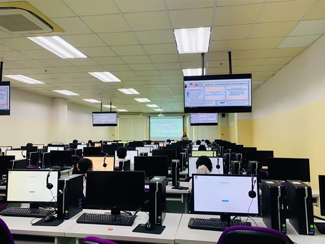 ศูนย์ภาษา คณะศิลปศาสตร์ จัดทดสอบวัดระดับความรู้ภาษาอังกฤษ ประจำเดือนมิถุนายน 2566 สำหรับนิสิตทุกชั้นปี