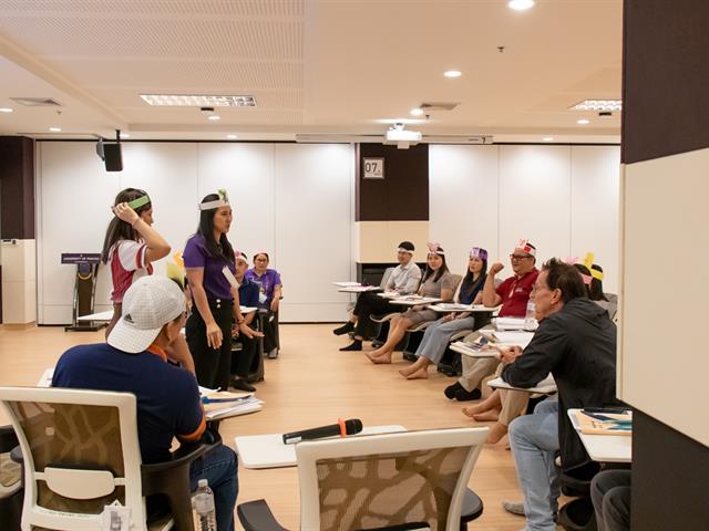 คณะศิลปศาสตร์ร่วมจัดโครงการพัฒนาทักษะการใช้ภาษาอังกฤษ รุ่นที่ 3 เพื่อพัฒนาทักษะการใช้ภาษาอังกฤษให้แก่บุคลากรของมหาวิทยาลัยพะเยา