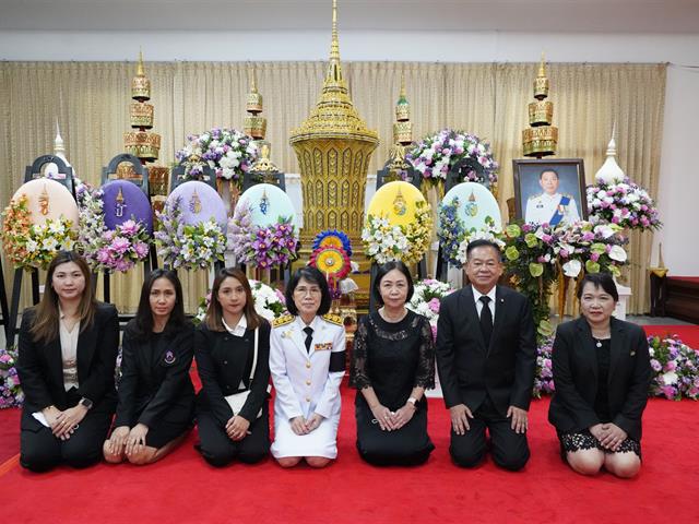 ร่วมงานพิธีสวดพระอภิธรรม นายณรงค์ศักดิ์ โอสถธนากร