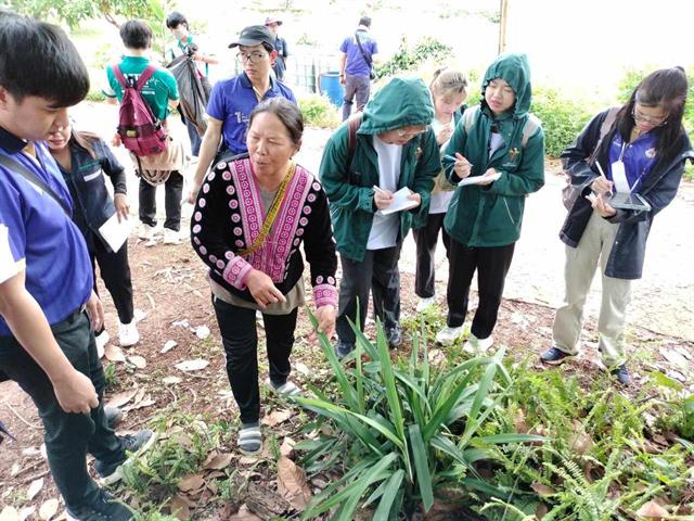 คณะสาธารณสุขศาสตร์ ดำเนินโครงการพัฒนาแหล่งเรียนรู้สมุนไพรท้องถิ่นเพื่อสุขภาพ ภายใต้โครงการ 1 ชุมชน 1 นวัตกรรม ณ พื้นที่ตำบลผาช้างน้อย อำเภอปง จังหวัดพะเยา 