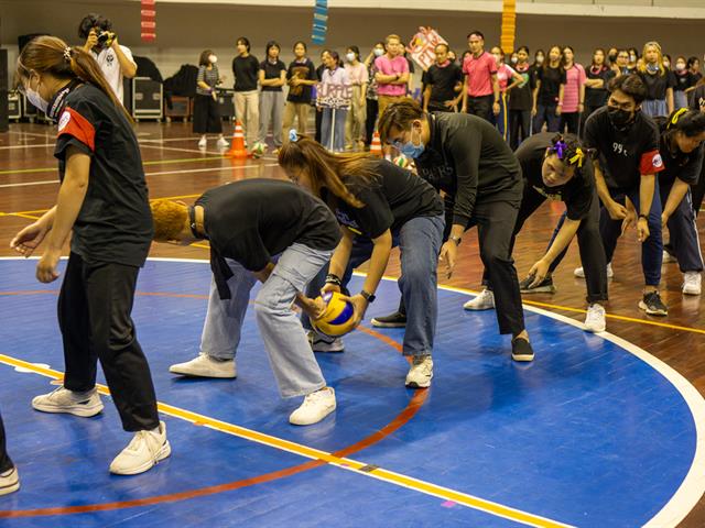 คณะสหเวชศาสตร์ จัดการแข่งขันกีฬาสหเวชสัมพันธ์ “พวงครามเกมส์ 66” เมื่อวันที่ 2 กรกฎาคม 2566 คณะสหเวชศาสตร์ ได้จัดการแข่งขันกีฬาสหเวชสัมพันธ์ “พวงครามเกมส์” 66 ภายใต้โครงการส่งเสริมอัตลักษณ์นิสิตคณะสหเวชศาสตร์ ณ อาคารสงวนเสริมศรี   