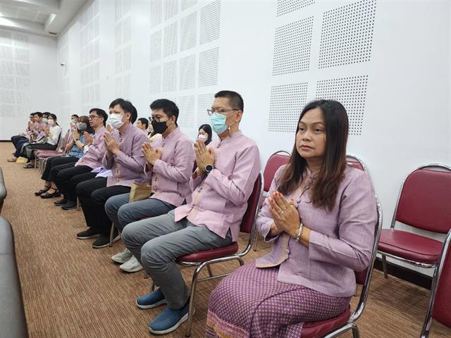 บายศรีสู่ขวัญและผูกข้อมือนิสิต