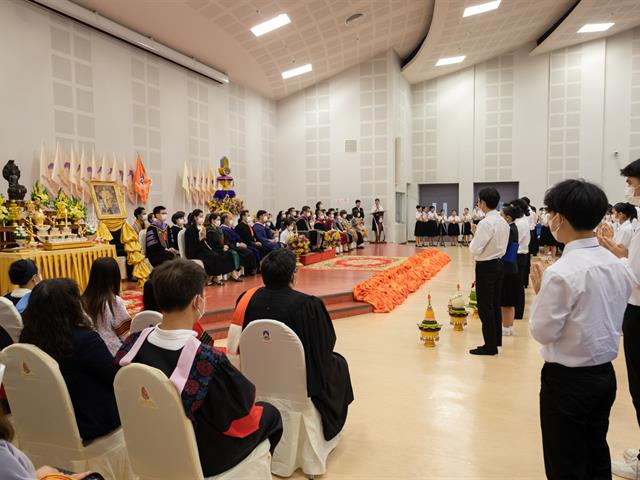คณะศิลปศาสตร์จัดพิธีไหว้ครู “กราบคุรุปูจา ครูบาอาจารย์เจ้า” ประจำปีการศึกษา ๒๕๖๖