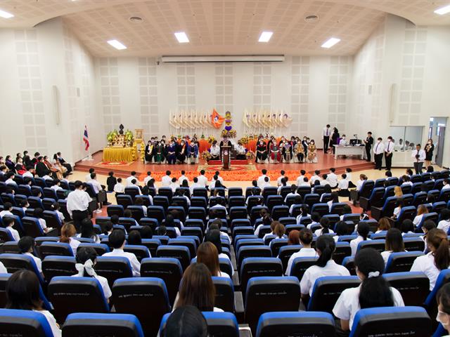 คณะศิลปศาสตร์จัดพิธีไหว้ครู “กราบคุรุปูจา ครูบาอาจารย์เจ้า” ประจำปีการศึกษา ๒๕๖๖