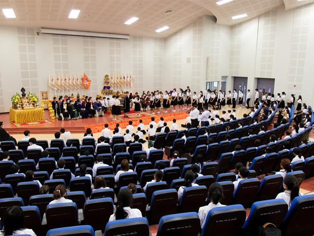 คณะศิลปศาสตร์จัดพิธีไหว้ครู “กราบคุรุปูจา ครูบาอาจารย์เจ้า” ประจำปีการศึกษา ๒๕๖๖