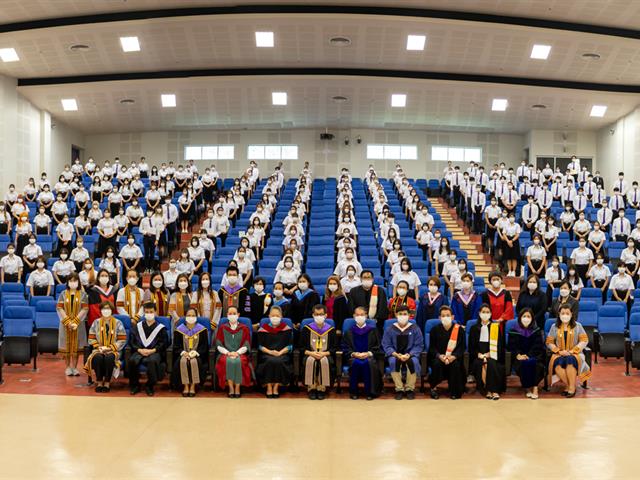 คณะศิลปศาสตร์จัดพิธีไหว้ครู “กราบคุรุปูจา ครูบาอาจารย์เจ้า” ประจำปีการศึกษา ๒๕๖๖