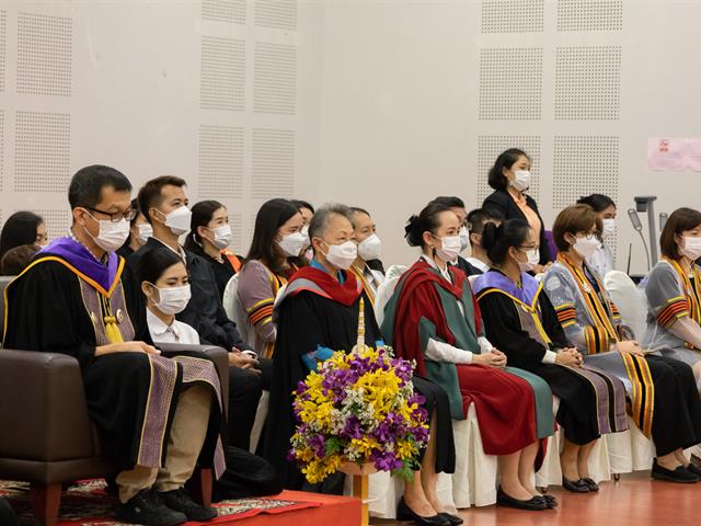 คณะศิลปศาสตร์จัดพิธีไหว้ครู “กราบคุรุปูจา ครูบาอาจารย์เจ้า” ประจำปีการศึกษา ๒๕๖๖