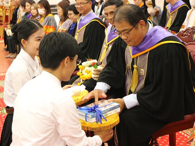 คณะสาธารณสุขศาสตร์ ดำเนินโครงการพิธีไหว้ครู คณะสาธารณสุขศาสตร์ ประจำปีการศึกษา 2566