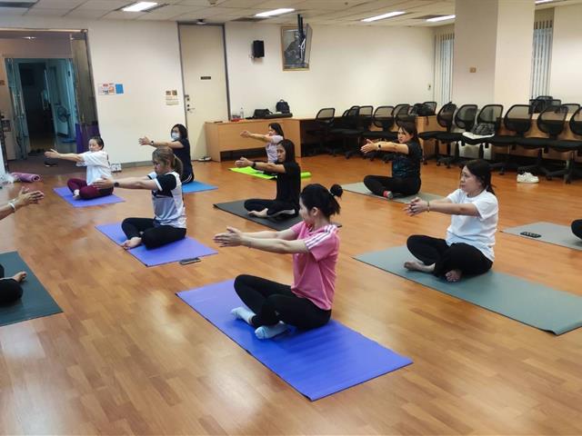 กิจกรรม YOGA (โยคะ) โครงการเสริมสร้างสุขภาวะภายในองค์กร Good Health Well – Being : BMI Challenge