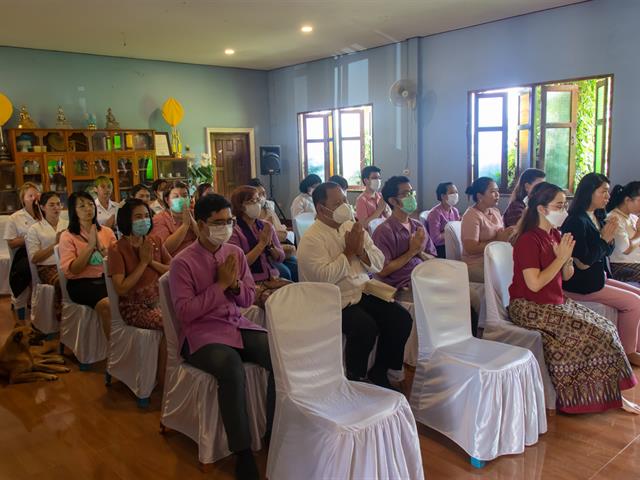 คณะศิลปศาสตร์จัดโครงการถวายเทียนส่องธรรม เนื่องในโอกาสวันอาสาฬหบูชาและวันเข้าพรรษา ๒๕๖๖