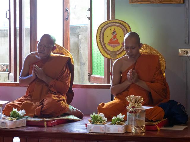 คณะศิลปศาสตร์จัดโครงการถวายเทียนส่องธรรม เนื่องในโอกาสวันอาสาฬหบูชาและวันเข้าพรรษา ๒๕๖๖