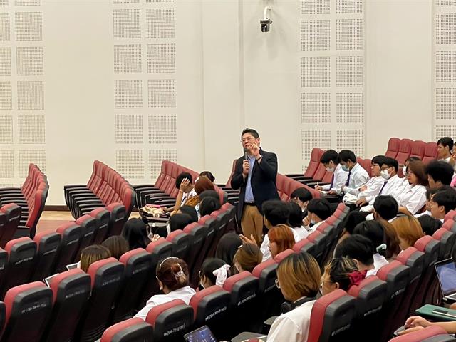 สาขาวิชาภาษาญี่ปุ่น คณะศิลปศาสตร์ จัดโครงการ “แนะแนวอาชีพสายงานด้านภาษาญี่ปุ่น”