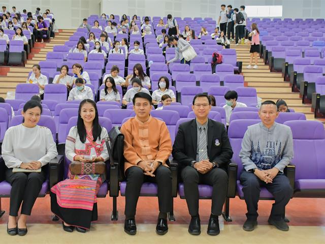 วิทยาลัยการศึกษา ดำเนินโครงการปฏิบัติการสอน ระดับปริญญาตรีกิจกรรมที่ 13 การสร้างความสัมพันธ์ระหว่างผู้ปกครอง โรงเรียนและชุมชน และการเขียนโครงการ สำหรับนิสิตปฏิบัติการวิชาชีพระหว่างเรียน