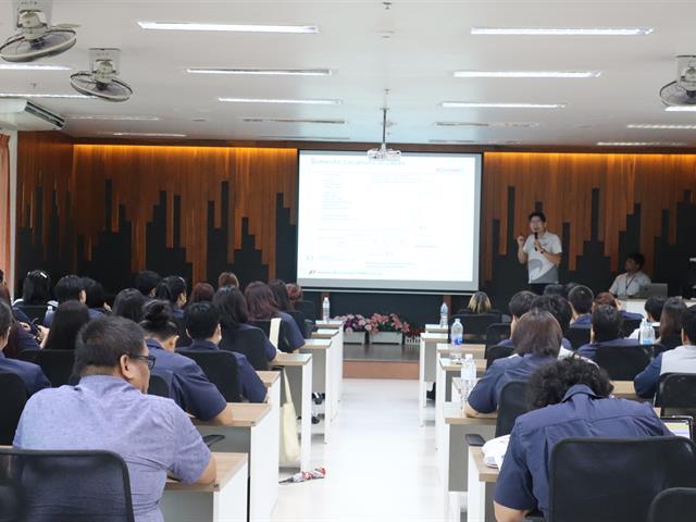 คณะวิศวกรรมศาสตร์ จัดการบรรยายพิเศษเกี่ยวกับโครงการรับนักศึกษา เพื่อพัฒนาให้เป็นนักออกแบบวงจรอิเล็กทรอนิกส์ (IC Designer)