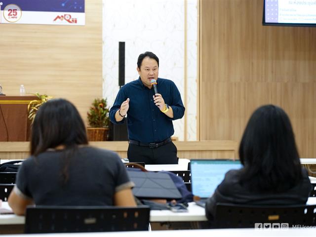 บุคลากร_คณะบริหารธุรกิจและนิเทศศาสตร์  