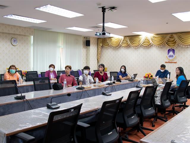 คณะศิลปศาสตร์ ให้การต้อนรับผู้แทนจากบริษัท ไมเดีย รีฟริจเจอเรชั่น อีควิปเมนท์ (ไทยแลนด์) จำกัด