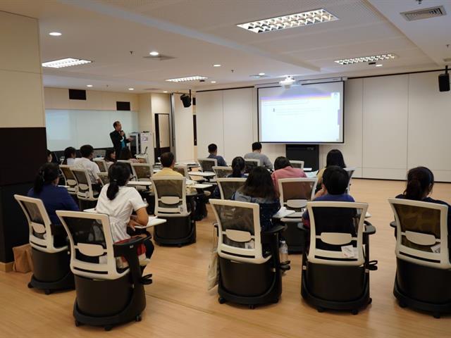 คณะสหเวชศาสตร์จัดโครงการพัฒนาอาจารย์เข้าสู่ตำแหน่งวิชาการ กิจกรรม “เทคนิคการเขียนบทความวิจัย และการประเมินคุณภาพบทความในมุมมองของผู้ทรงคุณวุฒิ”