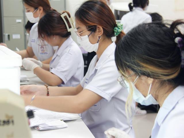 สาขาเทคนิคการแพทย์ คณะสหเวชศาสตร์ ลงพื้นที่ตรวจสุขภาพ ชุมชนวัดศรีบังวัน อ.แม่ใจ 