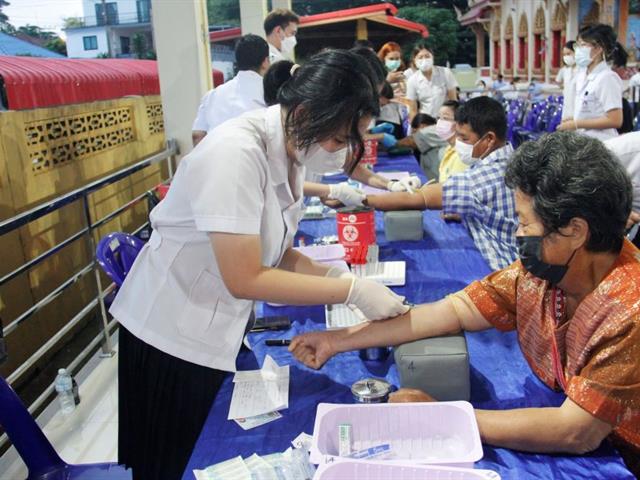 สาขาเทคนิคการแพทย์ คณะสหเวชศาสตร์ ลงพื้นที่ตรวจสุขภาพ ชุมชนวัดศรีบังวัน อ.แม่ใจ 