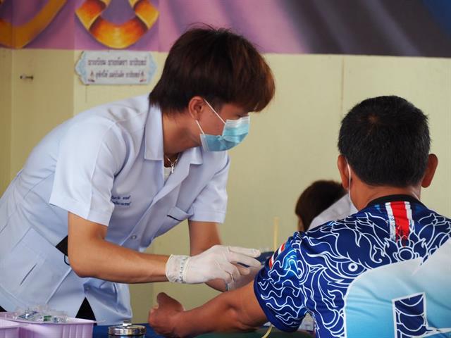 สาขาเทคนิคการแพทย์ คณะสหเวชศาสตร์ ลงพื้นที่ตรวจสุขภาพ ชุมชนวัดศรีบังวัน อ.แม่ใจ 