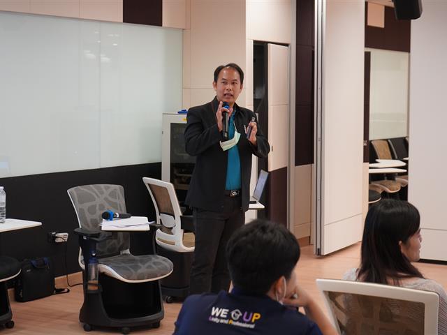 AHS hosted an event for professorial path encouragement with a topic of “Manuscript preparation and evaluation; an aspect of honored reviewers.”  