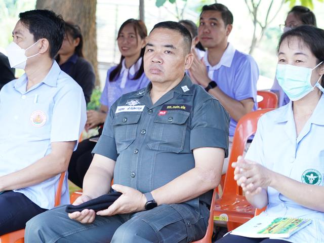 คณะสาธารณสุขศาสตร์ มหาวิทยาลัยพะเยา เปิดแหล่งเรียนรู้สมุนไพรท้องถิ่นเพื่อสุขภาพ  ภายใต้โครงการ 1 ชุมชน 1 นวัตกรรม ดำเนินตามนโยบายมหาวิทยาลัยพะเยา ที่มีปณิธาน“ปัญญาเพื่อความเข้มแข็งของชุมชน” และวิสัยทัศน์ในการพัฒนา “มหาวิทยาลัยสร้างปัญญา  เพื่อนวัตกรรมชุมชน สู่สากล อย่างยั่งยืน” ประกอบกับมหาวิทยาลัยพะเยาเป็นกลุ่มสถาบันการศึกษาชั้นนำในกลุ่มพัฒนาชุมชนท้องถิ่น ที่มุ่งเน้นการพัฒนาแหล่งเรียนรู้ในชุมชน (Learning space) เพื่อความเป็นอยู่ที่ดีของสังคม (Societal Well-being)