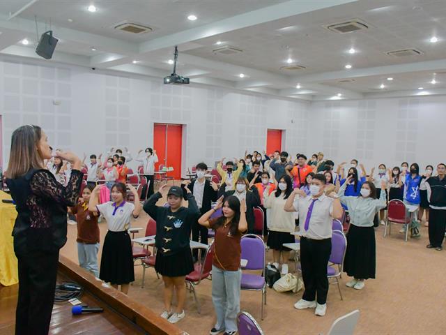 วิทยาลัยการศึกษา ดำเนินโครงการพัฒนาภาษาอังกฤษเพื่อการสื่อสารสำหรับนิสิตผ่านสื่อดิจิทัล