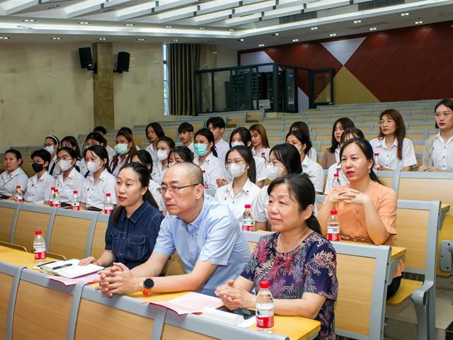 มหาวิทยาลัยพะเยา ส่งนิสิตหลักสูตรการแพทย์แผนจีนและหลักสูตรศิลปศาสตรบัณฑิต สาขาวิชาภาษาจีน เข้ารับการศึกษาภาษาจีนแบบเข้ม ณ มหาวิทยาลัยครุศาสตร์ไห่หนาน